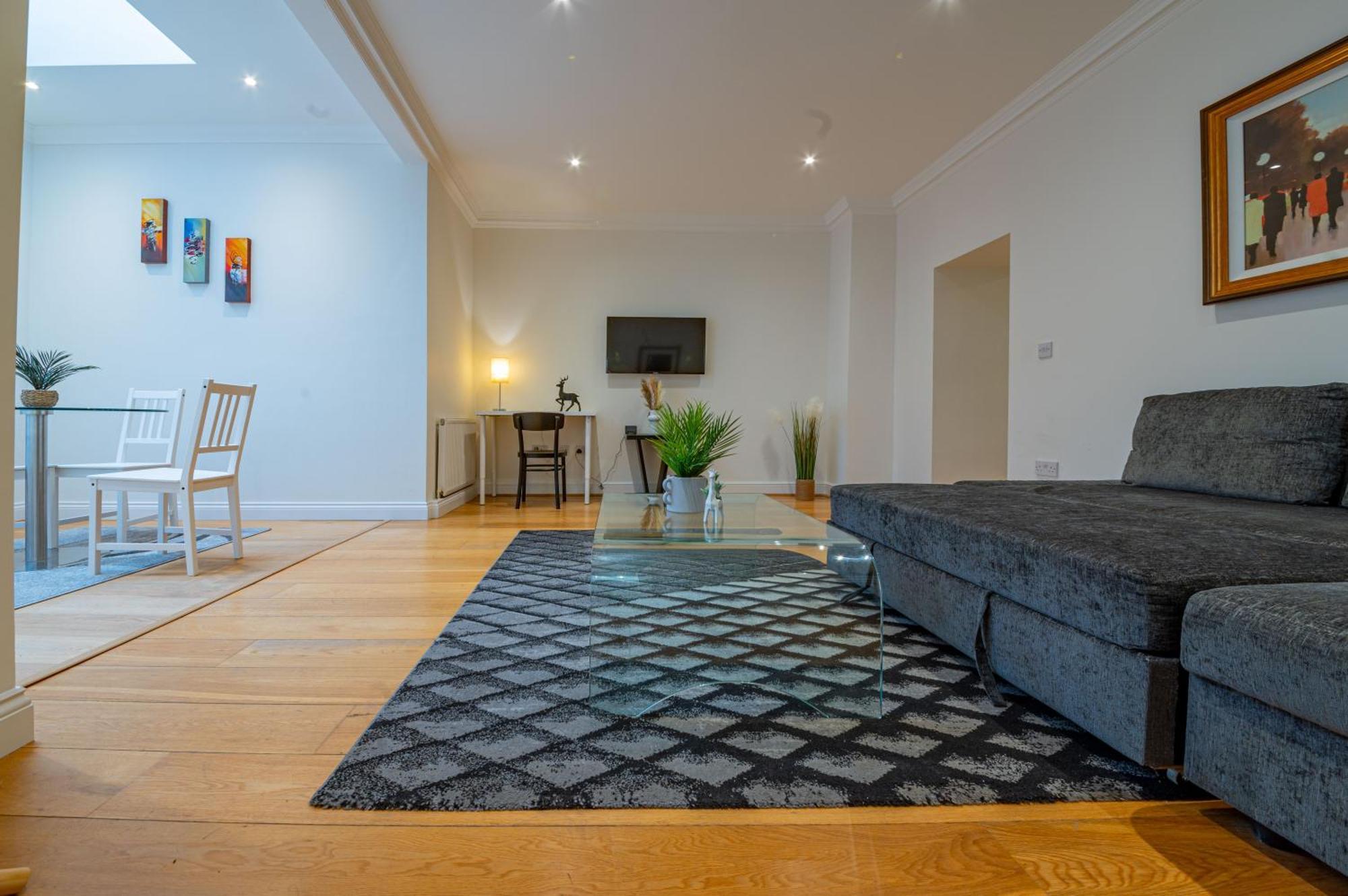 Bloomsbury City Escape Flat 1 ลอนดอน ภายนอก รูปภาพ